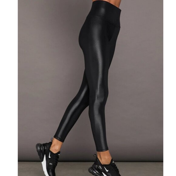 Carbon38 High Rise Legging in Takara Shine Black Size M $118 - Picture 1 of 5